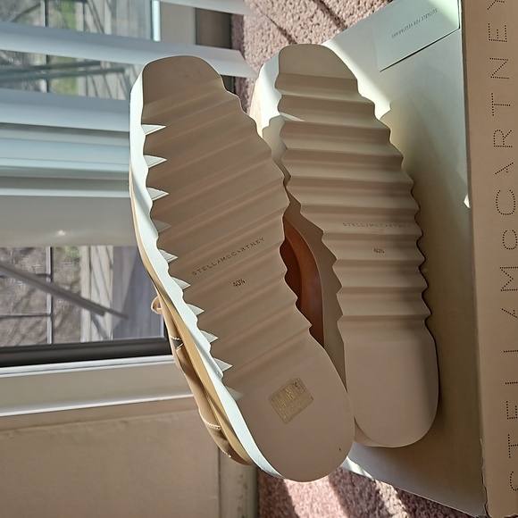 Stella McCartney Elyse Star Platform Loafers! - Picture 6 of 7